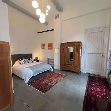 The Factory Espéraza