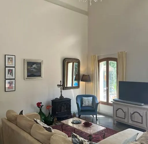 The Factory Hébergement de vacances Espéraza