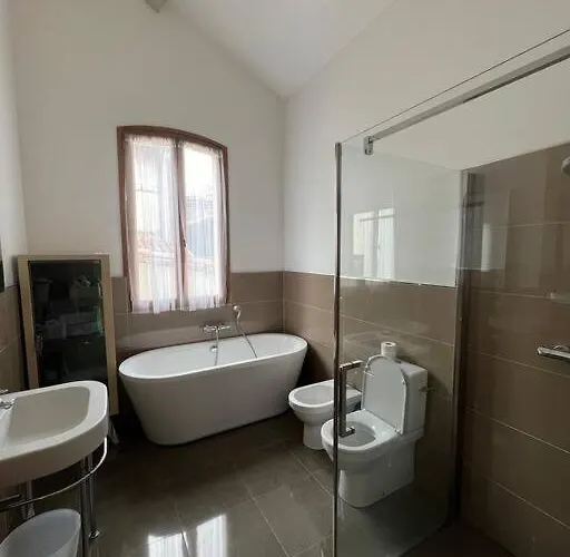 Hébergement de vacances The Factory Espéraza